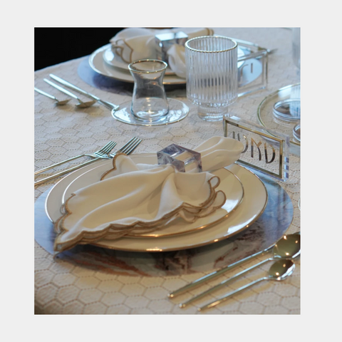 Luxury Lucite Placecards